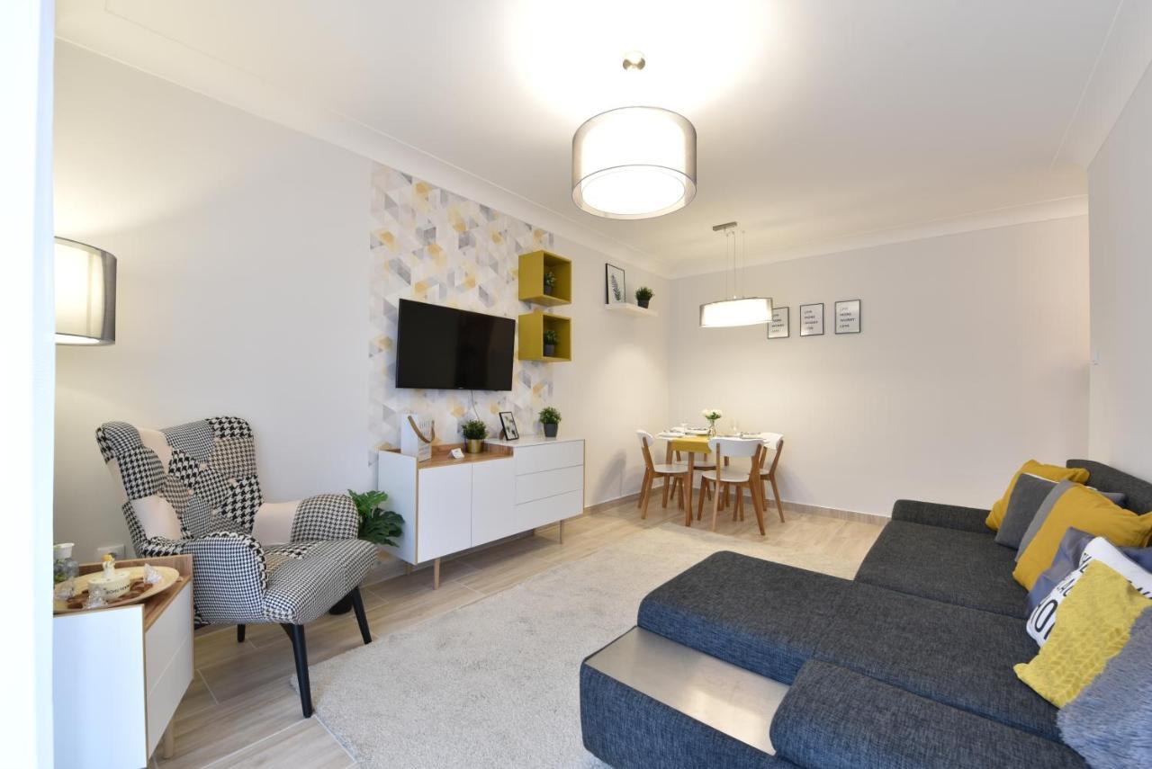 Kiralykut 2 Apartman - Ingyen Parkolas, Bicajok, Ac Székesfehérvár 외부 사진