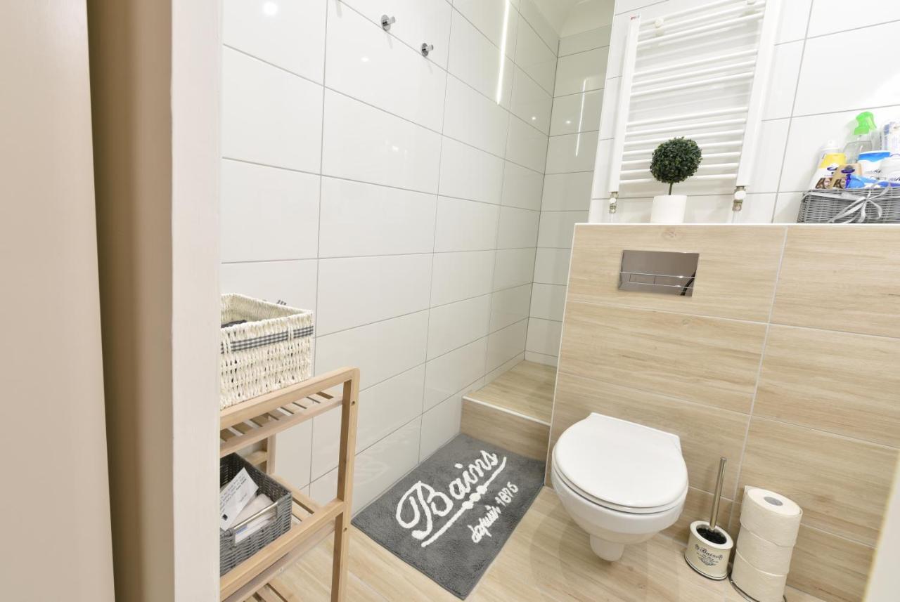 Kiralykut 2 Apartman - Ingyen Parkolas, Bicajok, Ac Székesfehérvár 외부 사진